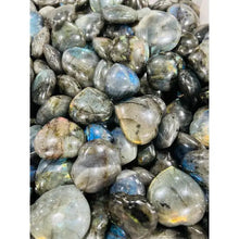 Load image into Gallery viewer, Assorted Gemstone Hearts 30mm