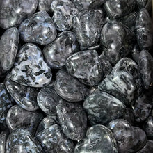 Load image into Gallery viewer, Assorted Gemstone Hearts 30mm