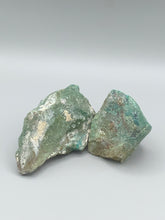 Load image into Gallery viewer, Chrysocolla Rough