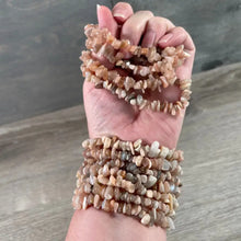 Load image into Gallery viewer, Gemstone Chip Bracelets