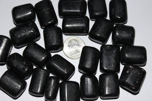 Tumbled Nuummite