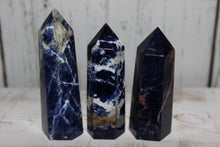 Load image into Gallery viewer, Sodalite Polished Points